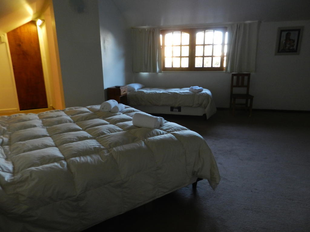La Casona Del Rio Hotel Neuquen Ngoại thất bức ảnh