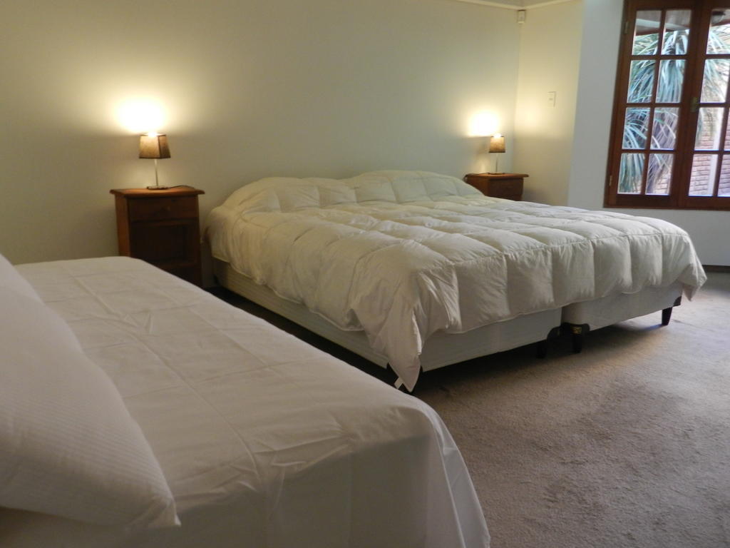 La Casona Del Rio Hotel Neuquen Phòng bức ảnh