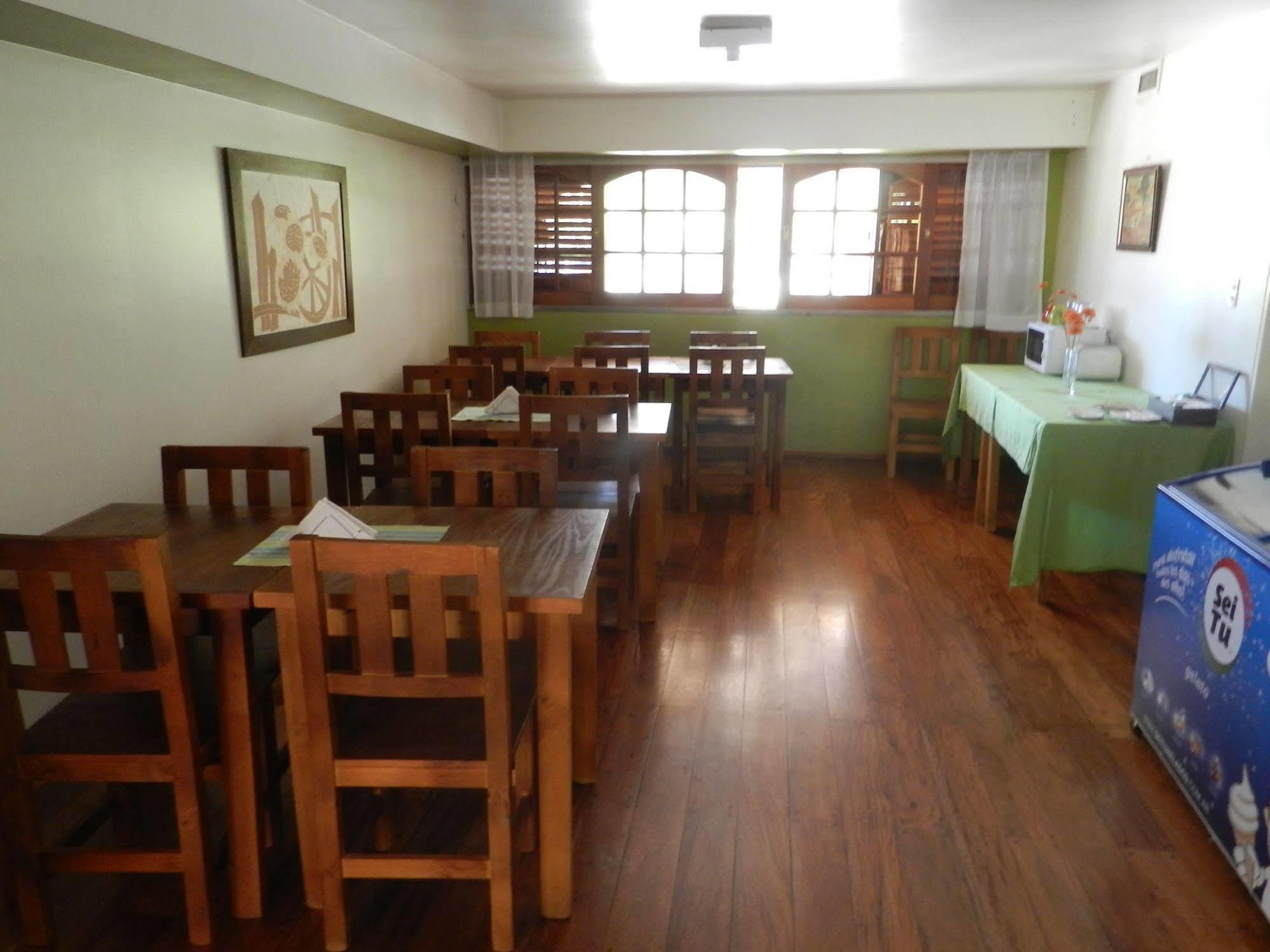 La Casona Del Rio Hotel Neuquen Ngoại thất bức ảnh