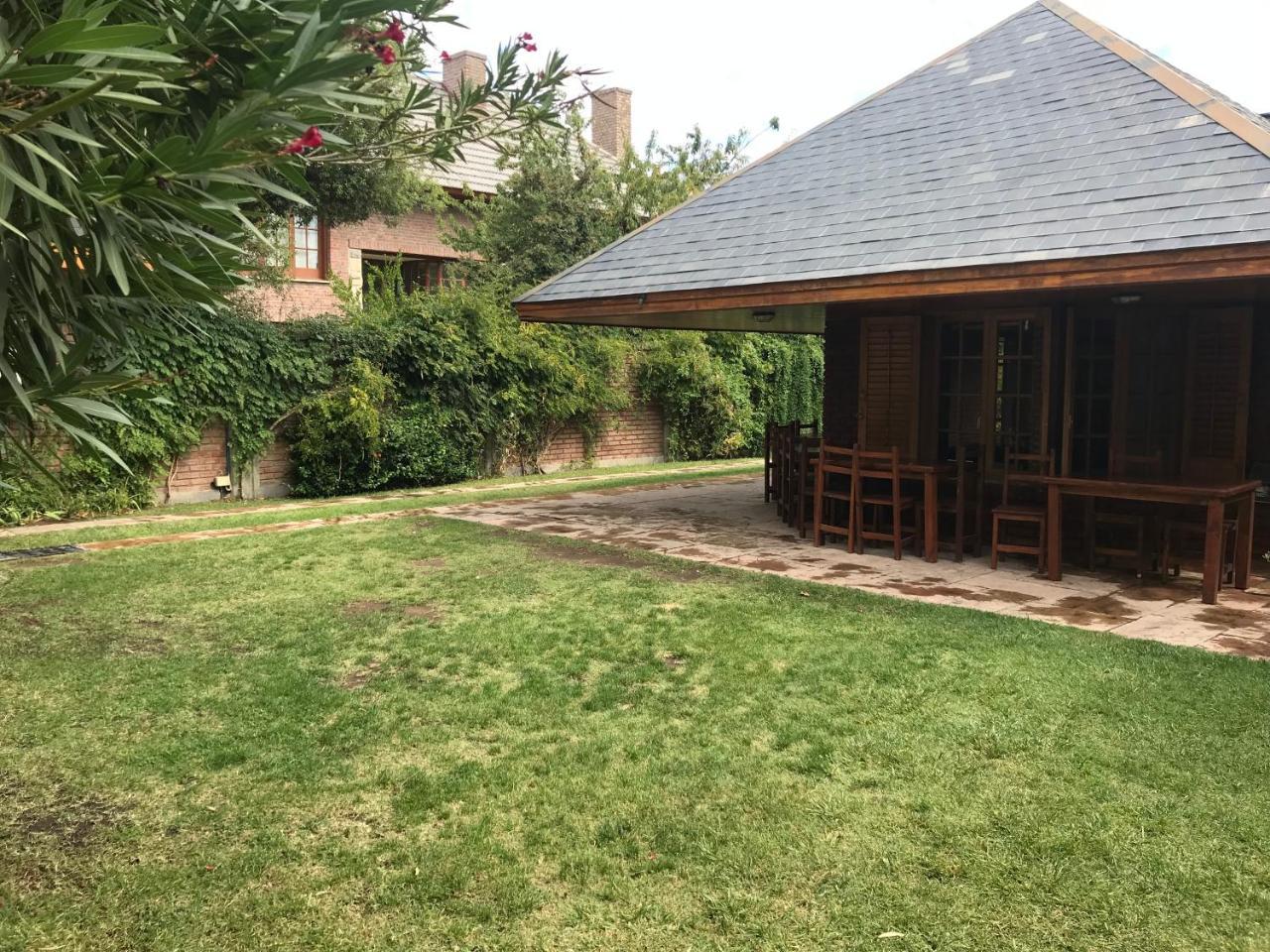 La Casona Del Rio Hotel Neuquen Ngoại thất bức ảnh